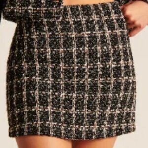 🎁🥂Like New Abercrombie & Fitch Black/White mix Boucle Midi Skort XL / (16-18)
